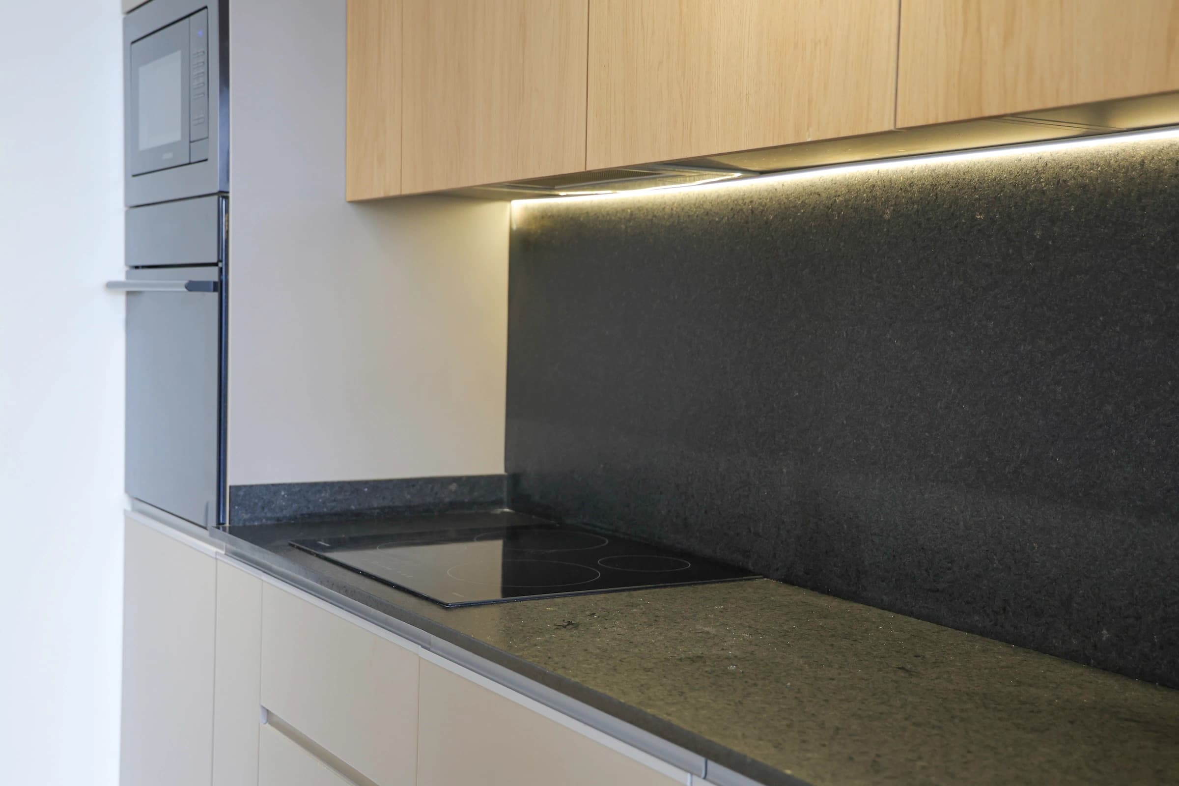 Davit Anhaght image 2